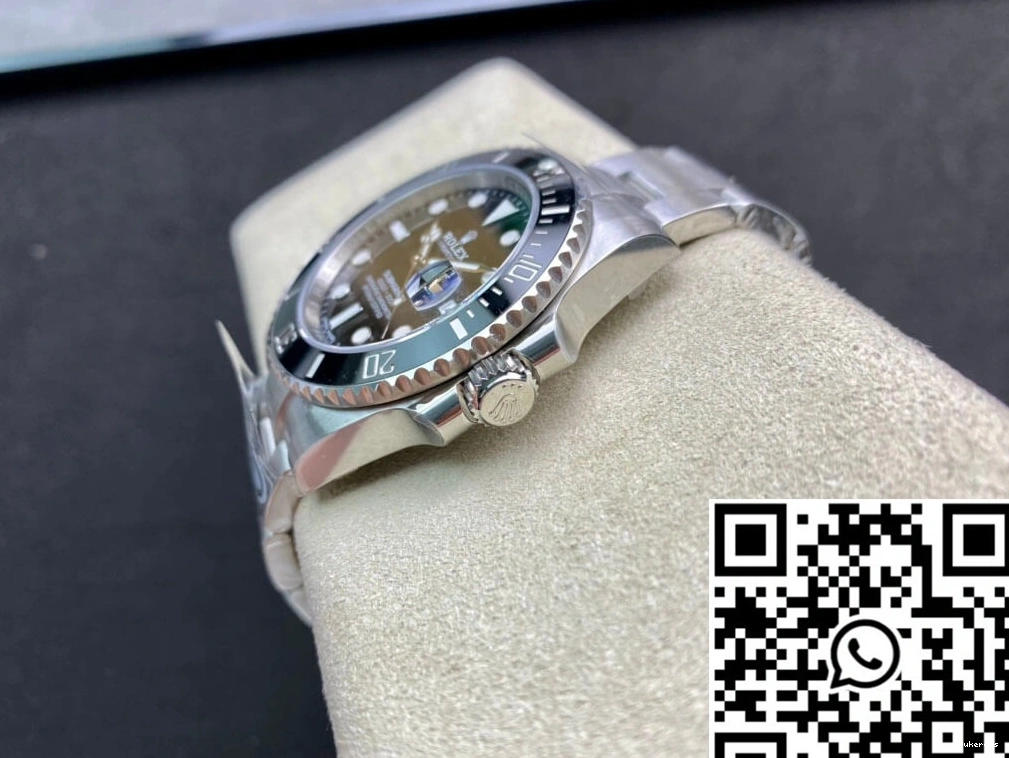 V4 116610LN-97200 Submariner Dial Black Factory Rolex Clean 0508